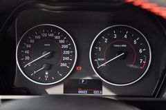 R1ϵ118i AT \ xDƬ