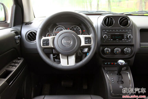 Jeep ָ   DƬ
