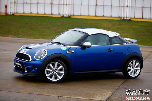 MINI COUPE  D DƬ
