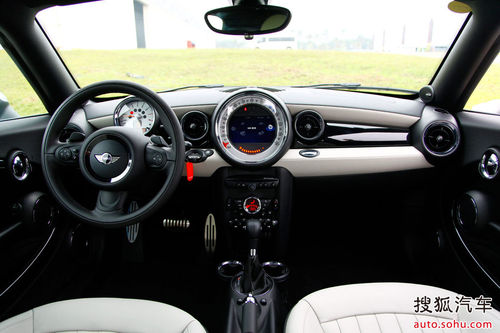 MINI COUPE   DƬ