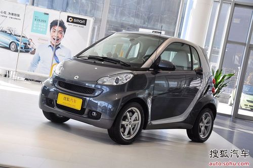 smart fortwo (sh) ^ DƬ