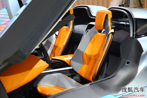 R i8 spyder   DƬ