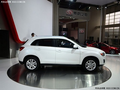 ֵõȴ4RM(jn)ЇЈ(chng)SUV