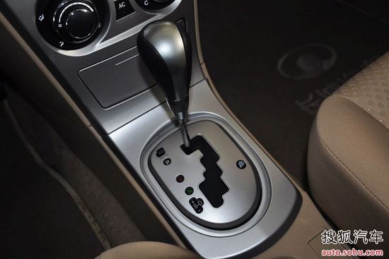 L C30    DƬ