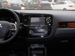 Tײ Ŀ25f(g)SUV܇]