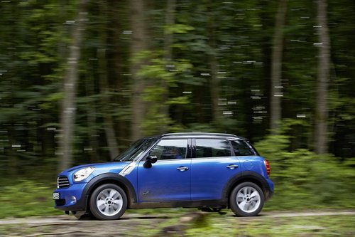 MINI Cooper兩款車配四驅 下月即將上市