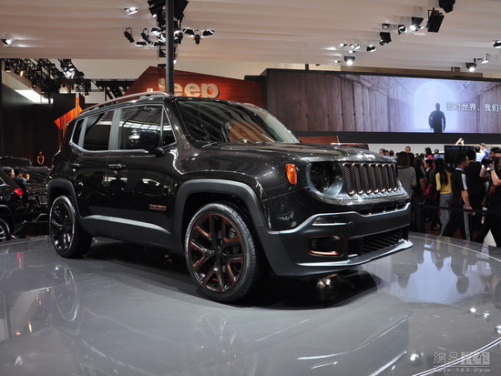 Jeepɂb 2014܇չʮSUVPc