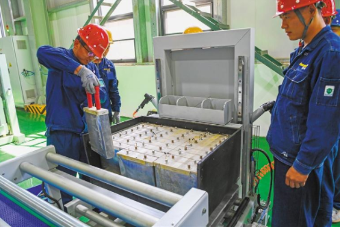 動力電池即將迎來退役高潮 中國新能源革命未來會如何布局?