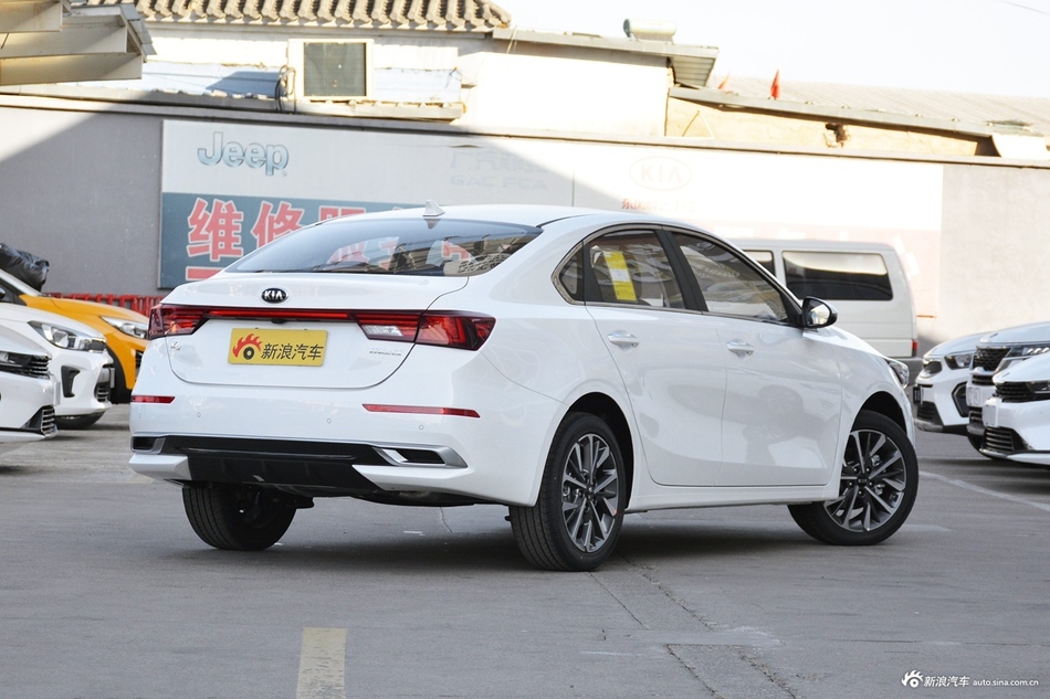 2021款起亞K3 1.5L CVT時尚版