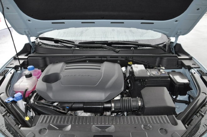 長安UNI-T 2.0T車型上市 售價13.79-14.99萬元