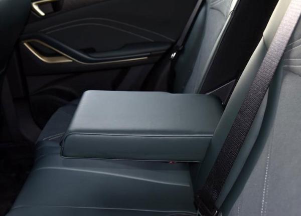 這臺車號稱10萬元級最“牛”SUV?究竟真材實料還是名副其實