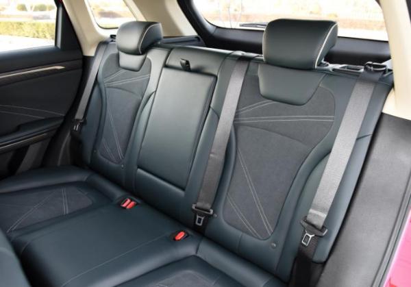 這臺車號稱10萬元級最“牛”SUV?究竟真材實料還是名副其實