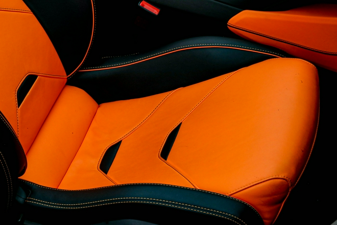 玩帥不玩快 市區試駕蘭博基尼Huracán EVO RWD Spyder