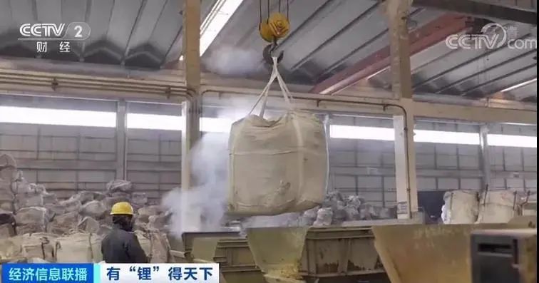 價格翻番,全球都在“搶鋰”!阿富汗坐擁萬億美元鋰礦,將成“鋰礦界的沙特”?