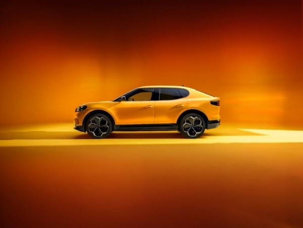 自有型格耀目登場,全新福特純電Capri傳奇歸來