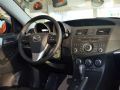 2011  Ɏ 2.0L ԄӺA