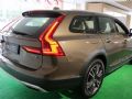 ֠V90 2017  Cross Country T5 AWD _D4