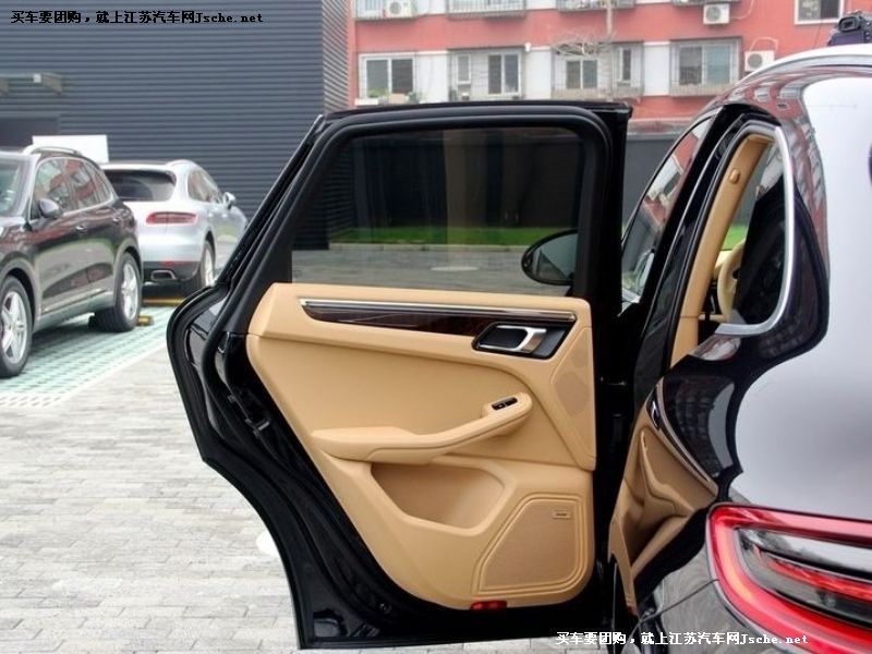 Macan
܇ε7
c鿴һD