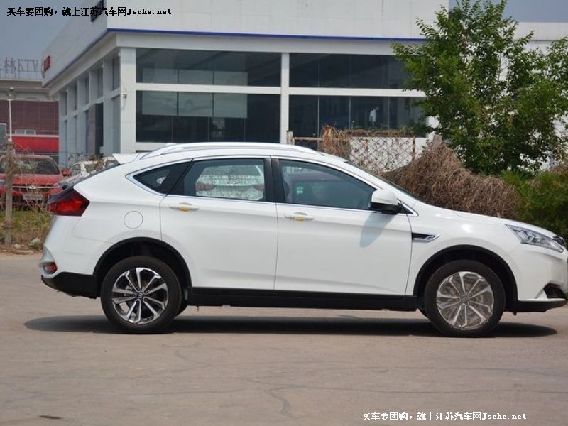 (yu)6 SUV
܇(ch)^7
c(din)鿴һD
