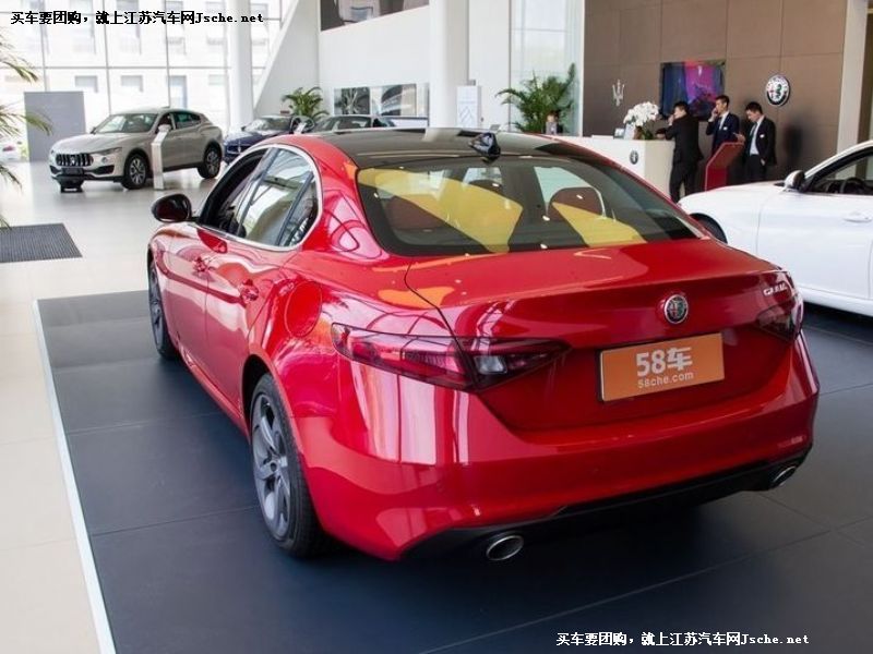Giulia
܇(ch)^7
c(din)鿴һD