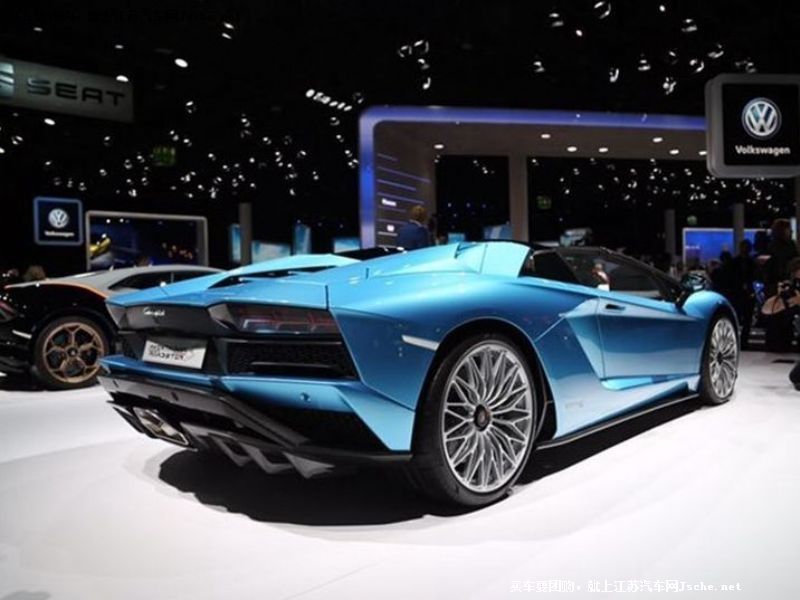 Aventador
܇^7
c鿴һD